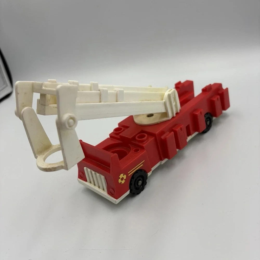 Fisher Price Little‎ People Lot 3 Emergency Vehicles Police Ambulance Fire Truck